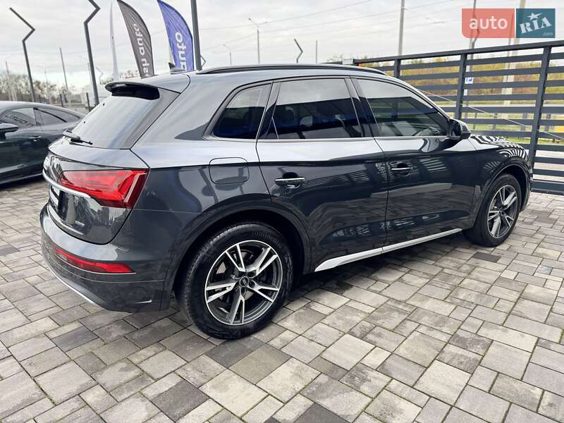 Внедорожник / Кроссовер Audi Q5 2021 в Ровно