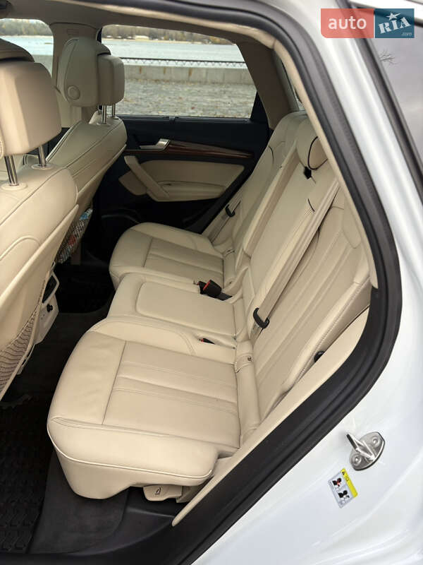 Позашляховик / Кросовер Audi Q5 2023 в Києві