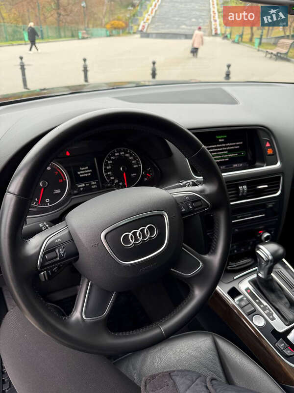 Внедорожник / Кроссовер Audi Q5 2015 в Харькове