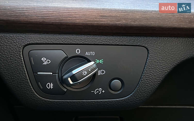 Позашляховик / Кросовер Audi Q5 2022 в Львові