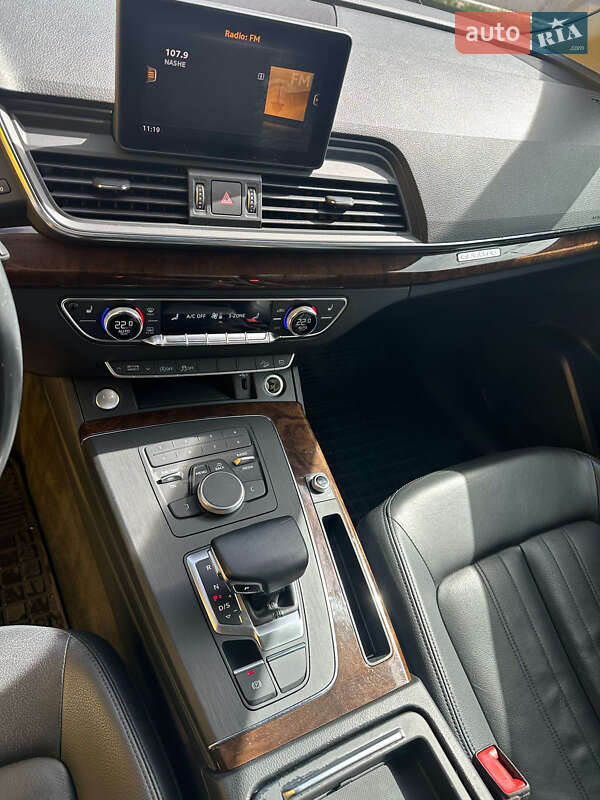 Внедорожник / Кроссовер Audi Q5 2019 в Киеве