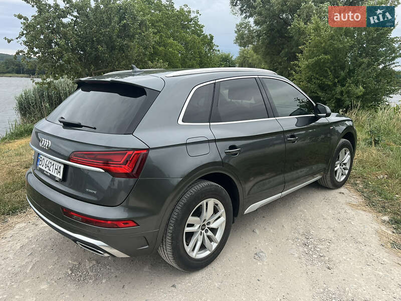 Внедорожник / Кроссовер Audi Q5 2022 в Киеве
