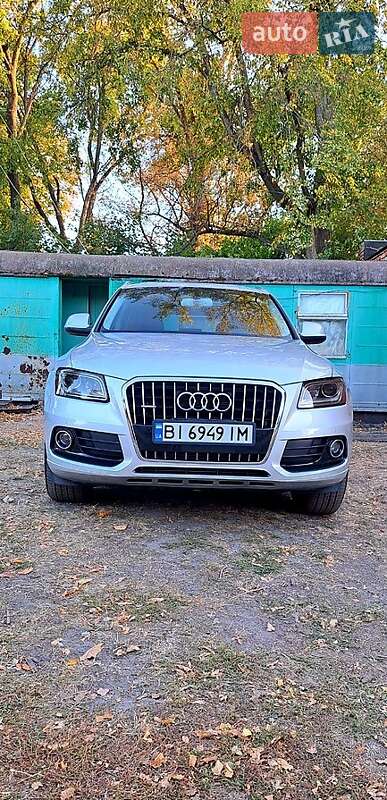 Внедорожник / Кроссовер Audi Q5 2012 в Кременчуге