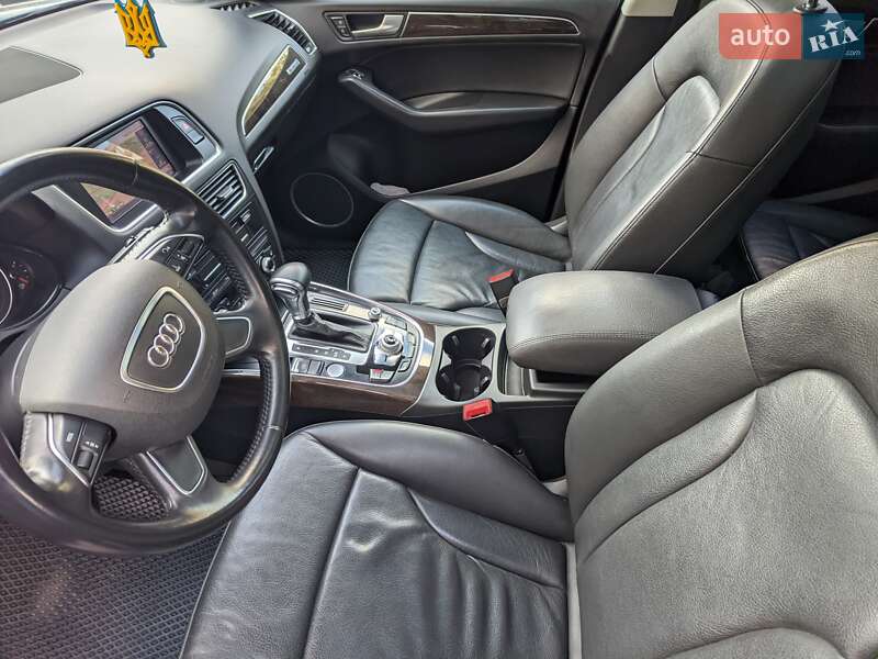 Внедорожник / Кроссовер Audi Q5 2013 в Виннице
