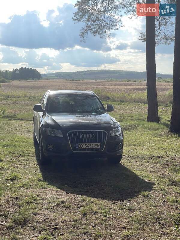 Внедорожник / Кроссовер Audi Q5 2014 в Остроге