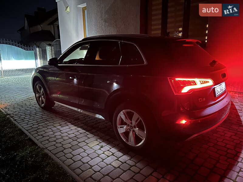 Позашляховик / Кросовер Audi Q5 2017 в Львові фото 48 Позашляховик / Кросовер Audi Q5 2017 в Львові
