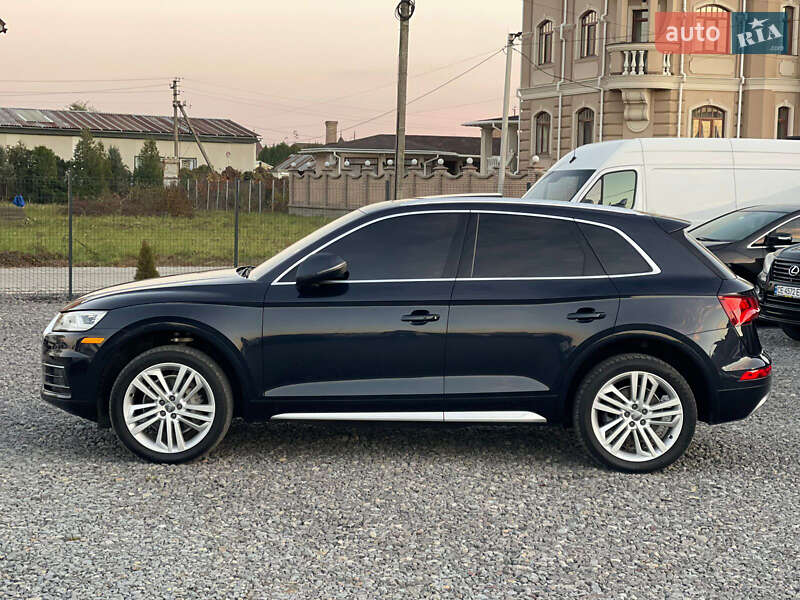 Позашляховик / Кросовер Audi Q5 2017 в Чернівцях