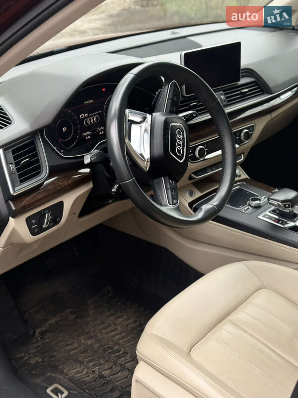 Позашляховик / Кросовер Audi Q5 2019 в Харкові