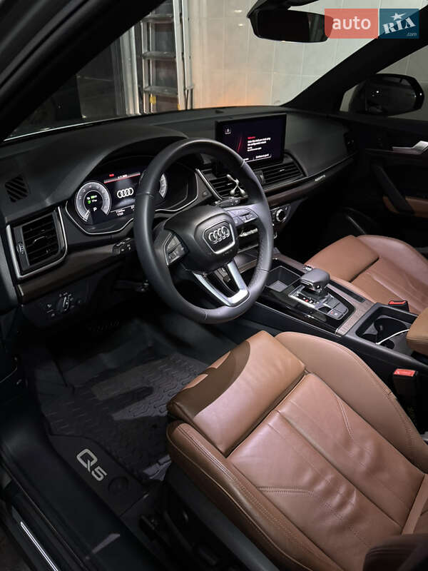 Внедорожник / Кроссовер Audi Q5 2023 в Ивано-Франковске