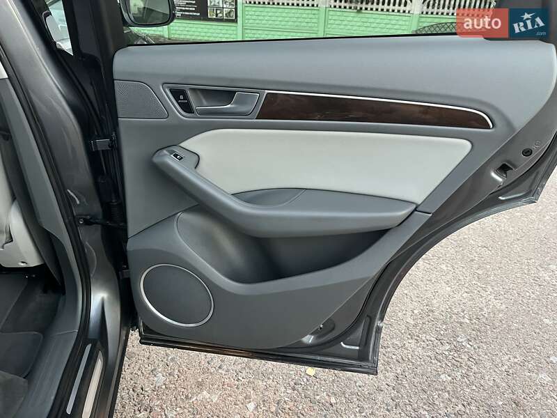 Внедорожник / Кроссовер Audi Q5 2015 в Дубно фото 78 Внедорожник / Кроссовер Audi Q5 2015 в Дубно