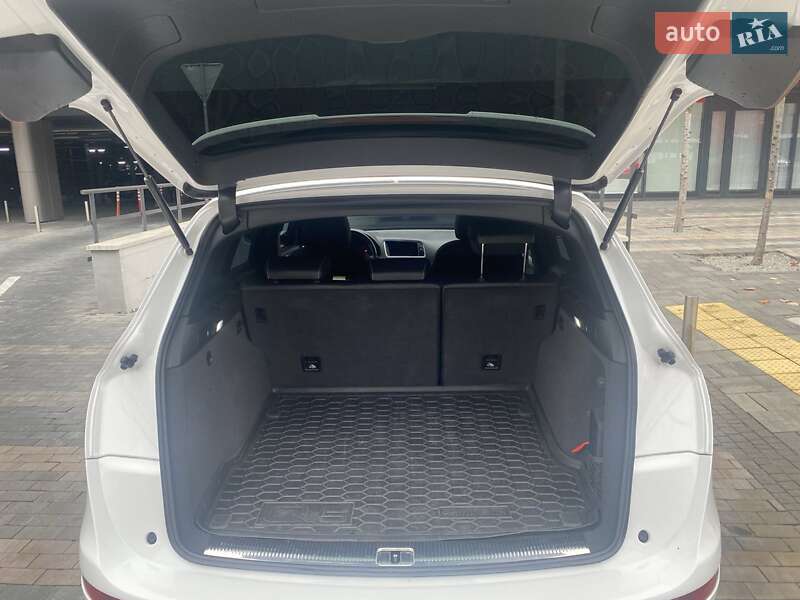 Позашляховик / Кросовер Audi Q5 2015 в Києві фото 11 Позашляховик / Кросовер Audi Q5 2015 в Києві