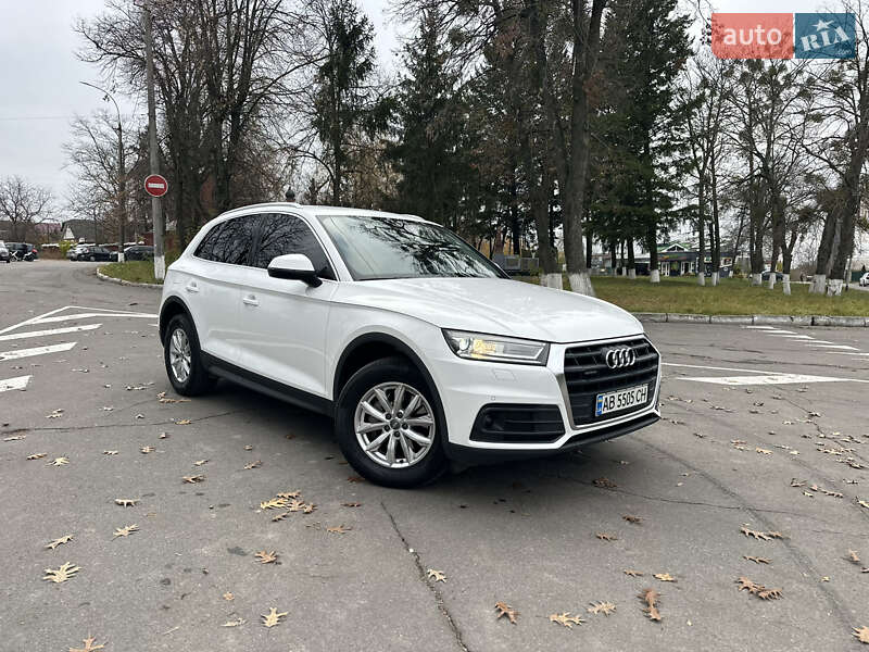Позашляховик / Кросовер Audi Q5 2018 в Вінниці