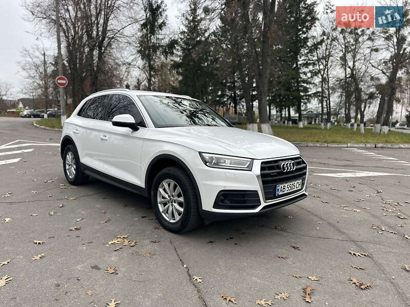 Позашляховик / Кросовер Audi Q5 2018 в Вінниці