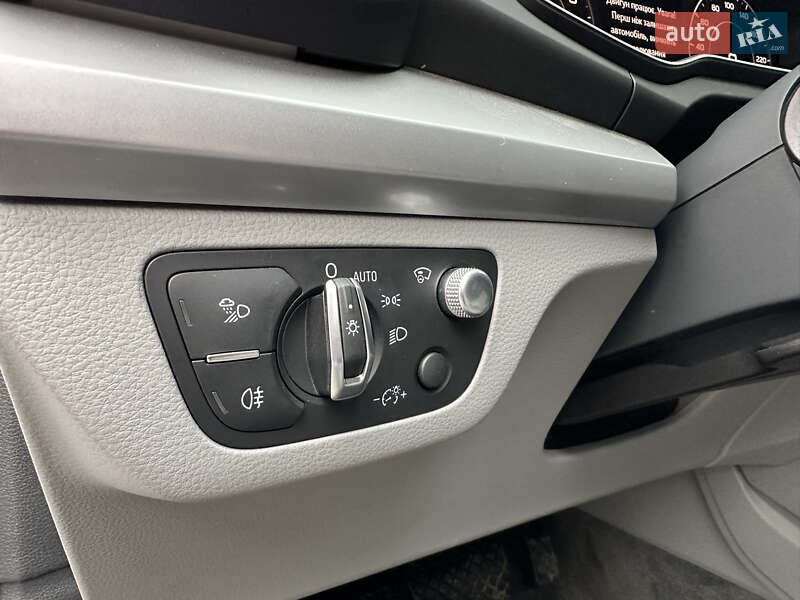 Позашляховик / Кросовер Audi Q5 2018 в Вінниці