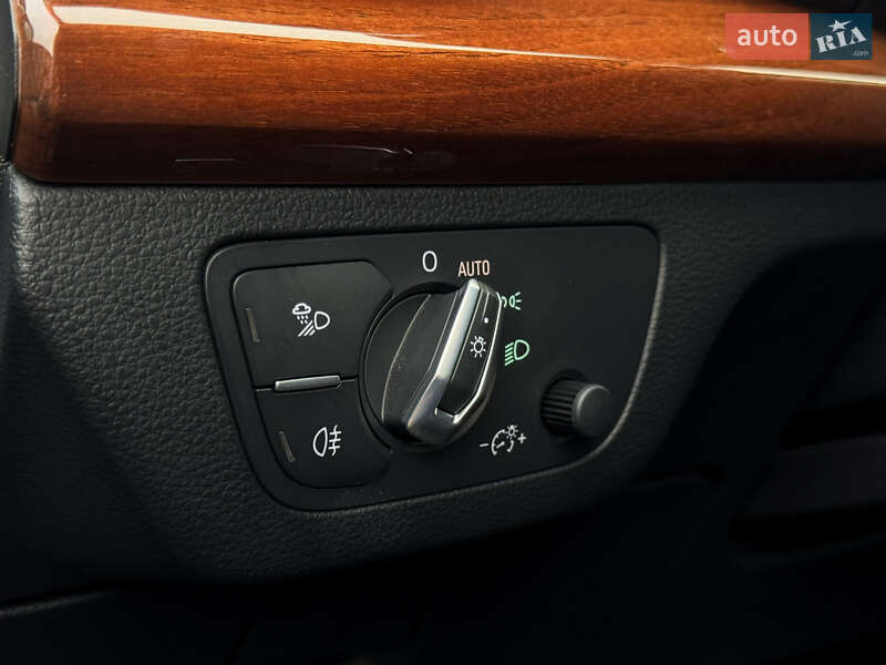 Позашляховик / Кросовер Audi Q5 2022 в Києві