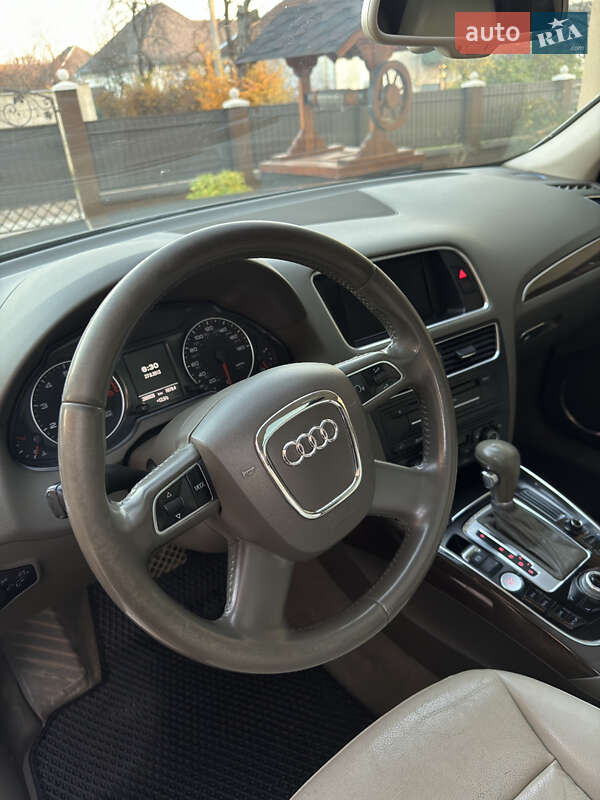 Внедорожник / Кроссовер Audi Q5 2012 в Иршаве