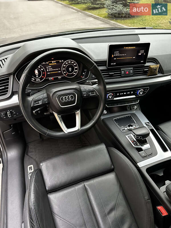 Внедорожник / Кроссовер Audi Q5 2020 в Киеве фото 38 Внедорожник / Кроссовер Audi Q5 2020 в Киеве