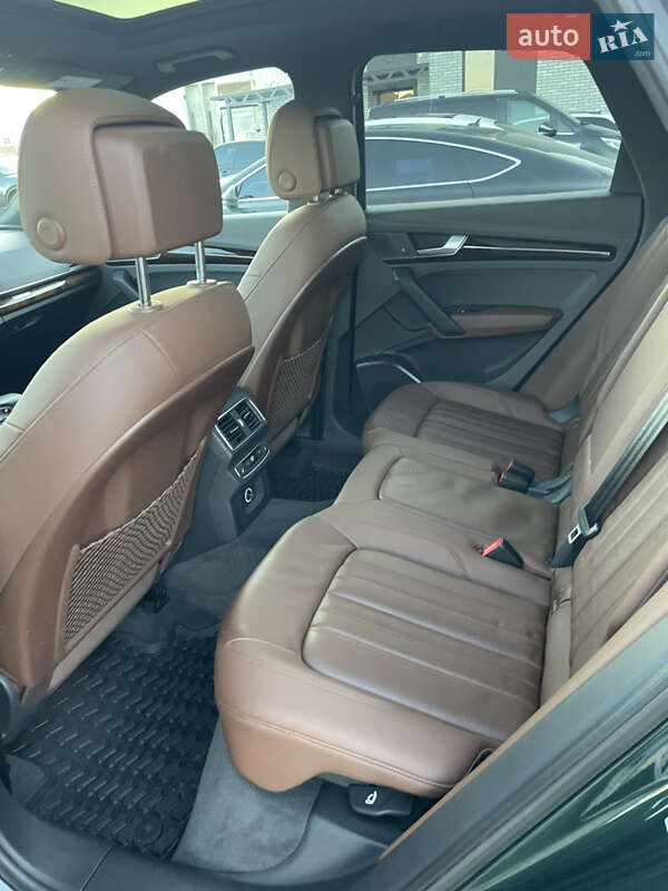 Позашляховик / Кросовер Audi Q5 2018 в Луцьку фото 33 Позашляховик / Кросовер Audi Q5 2018 в Луцьку