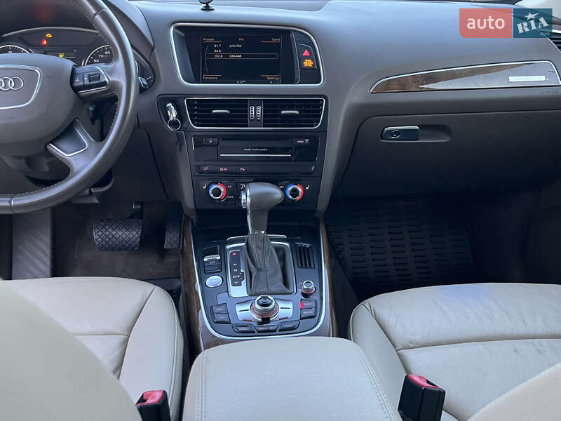 Позашляховик / Кросовер Audi Q5 2015 в Львові фото 22 Позашляховик / Кросовер Audi Q5 2015 в Львові