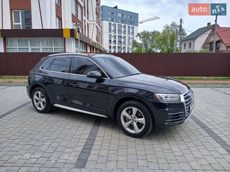 Внедорожник / Кроссовер Audi Q5 2019 в Ивано-Франковске