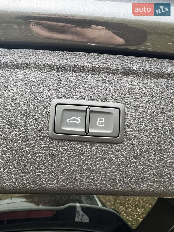 Внедорожник / Кроссовер Audi Q5 2023 в Ивано-Франковске