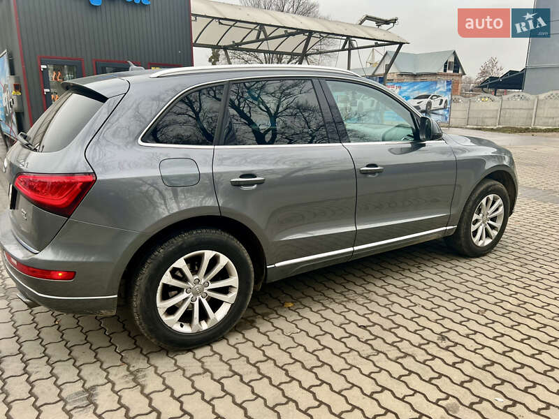 Позашляховик / Кросовер Audi Q5 2016 в Чернівцях
