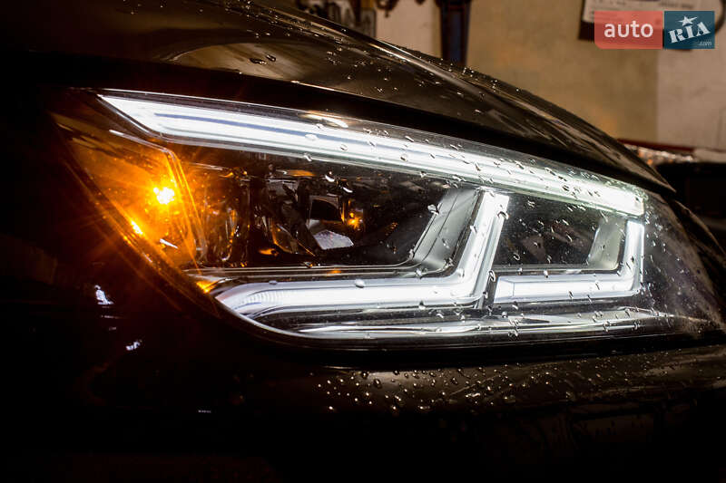 Внедорожник / Кроссовер Audi Q5 2020 в Нововолынске