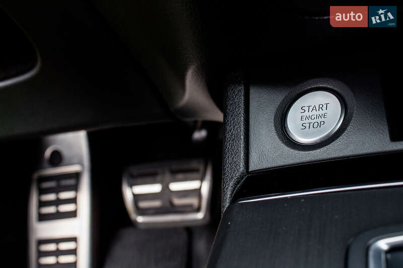 Внедорожник / Кроссовер Audi Q5 2020 в Нововолынске