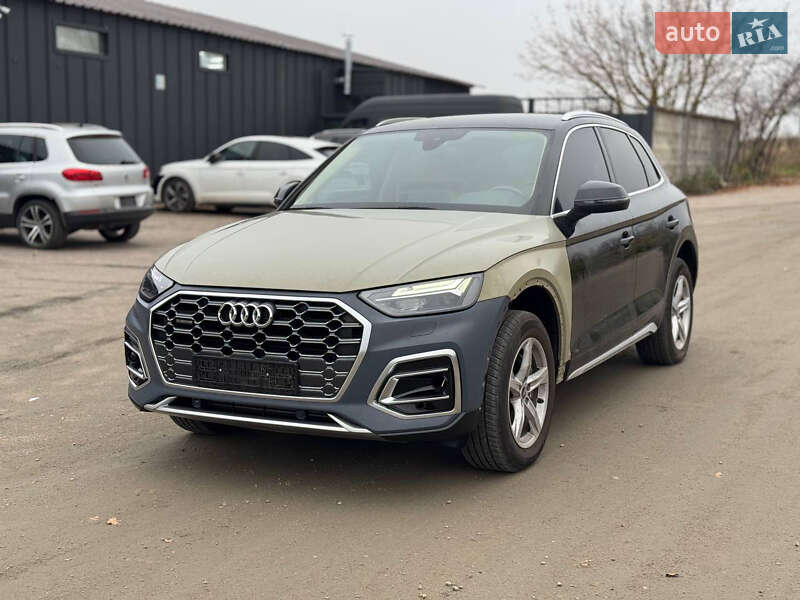Позашляховик / Кросовер Audi Q5 2020 в Києві
