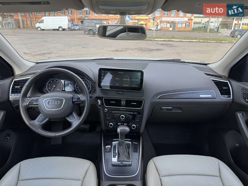 Внедорожник / Кроссовер Audi Q5 2016 в Сумах