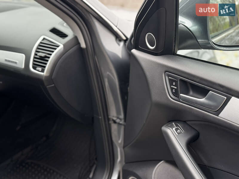 Внедорожник / Кроссовер Audi Q5 2013 в Киеве