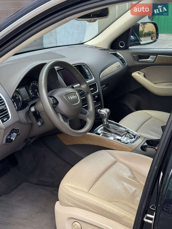 Позашляховик / Кросовер Audi Q5 2013 в Володимирі