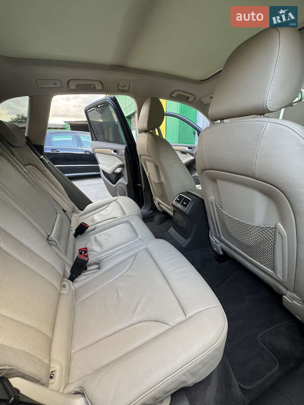 Позашляховик / Кросовер Audi Q5 2013 в Володимирі