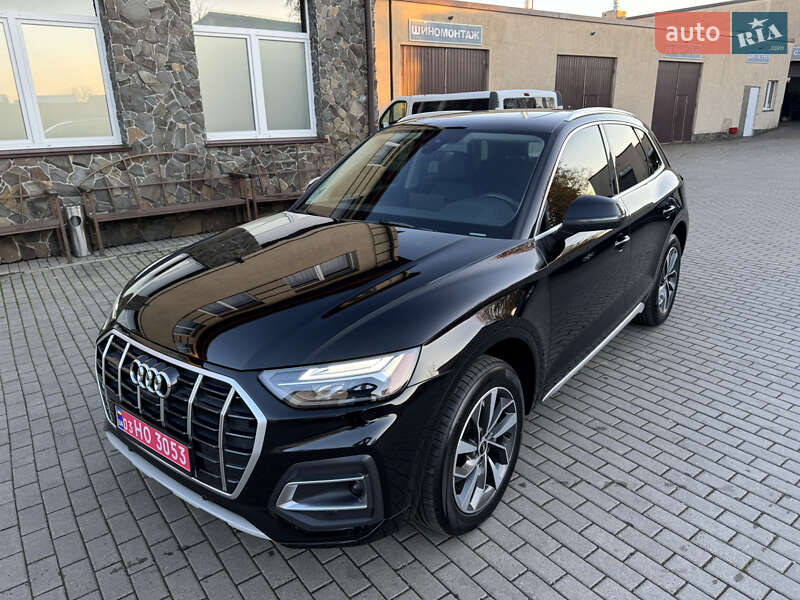 Позашляховик / Кросовер Audi Q5 2021 в Володимирі