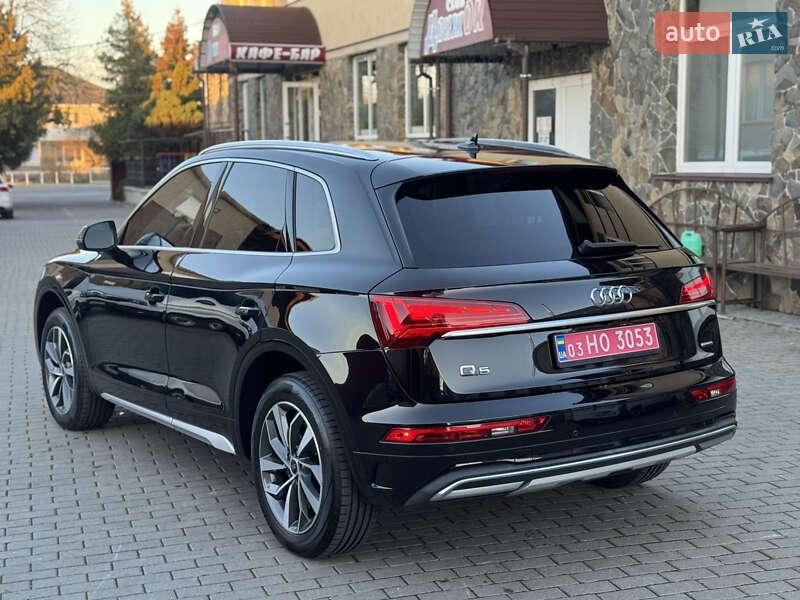 Позашляховик / Кросовер Audi Q5 2021 в Володимирі