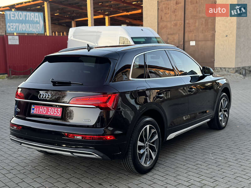 Позашляховик / Кросовер Audi Q5 2021 в Володимирі