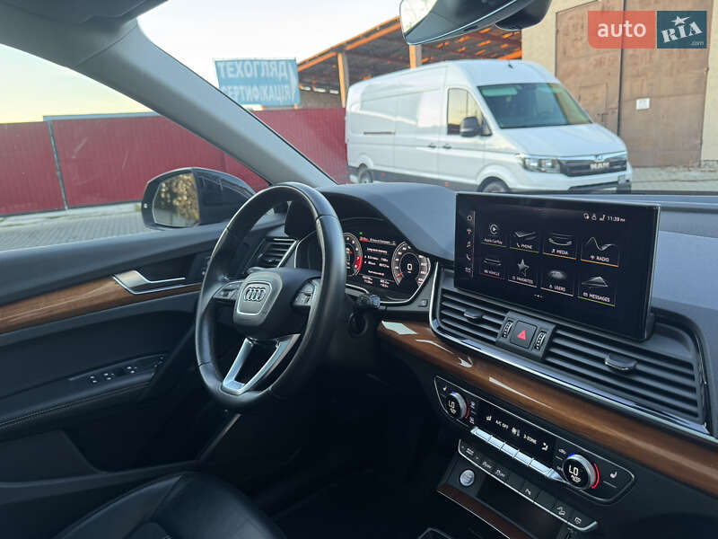 Позашляховик / Кросовер Audi Q5 2021 в Володимирі