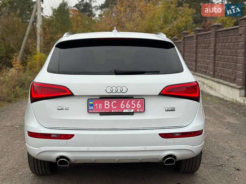 Внедорожник / Кроссовер Audi Q5 2015 в Ровно
