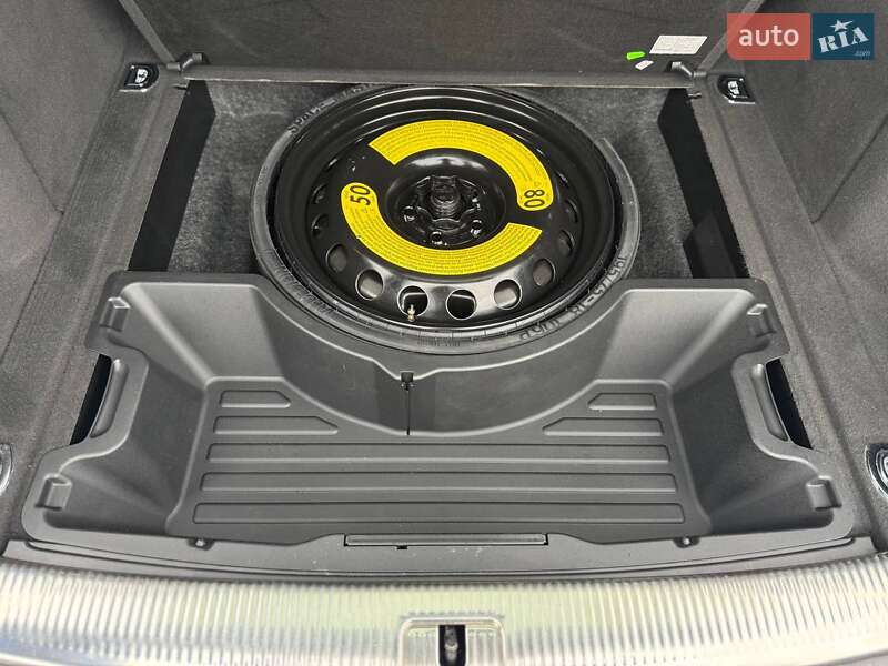 Внедорожник / Кроссовер Audi Q5 2015 в Ровно