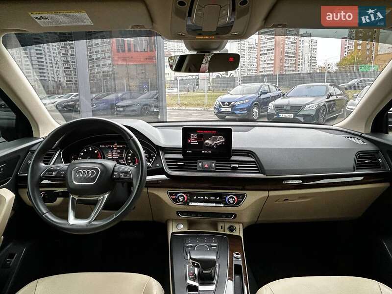 Внедорожник / Кроссовер Audi Q5 2019 в Киеве