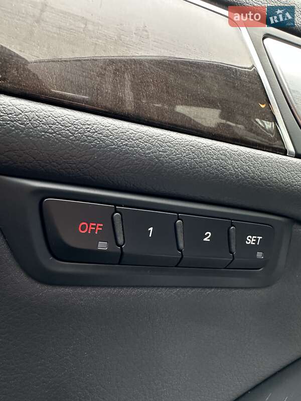 Внедорожник / Кроссовер Audi Q5 2013 в Белогородке