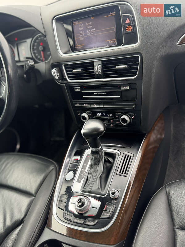 Внедорожник / Кроссовер Audi Q5 2015 в Львове