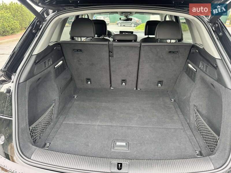 Внедорожник / Кроссовер Audi Q5 2020 в Киеве