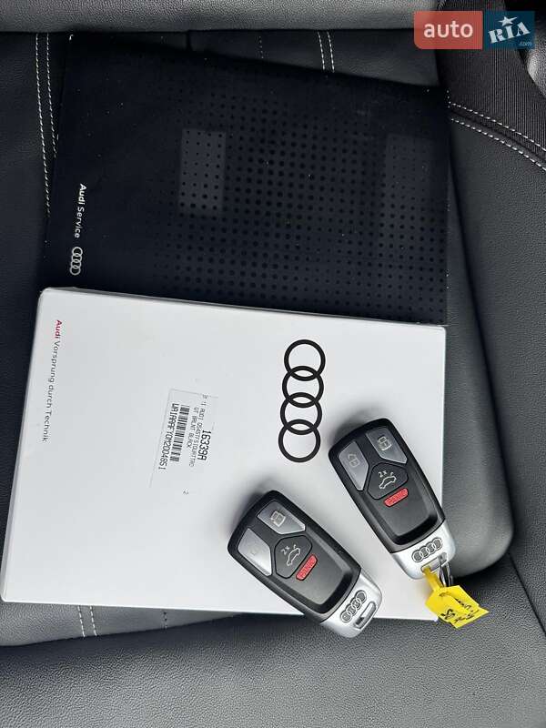 Внедорожник / Кроссовер Audi Q5 2020 в Киеве