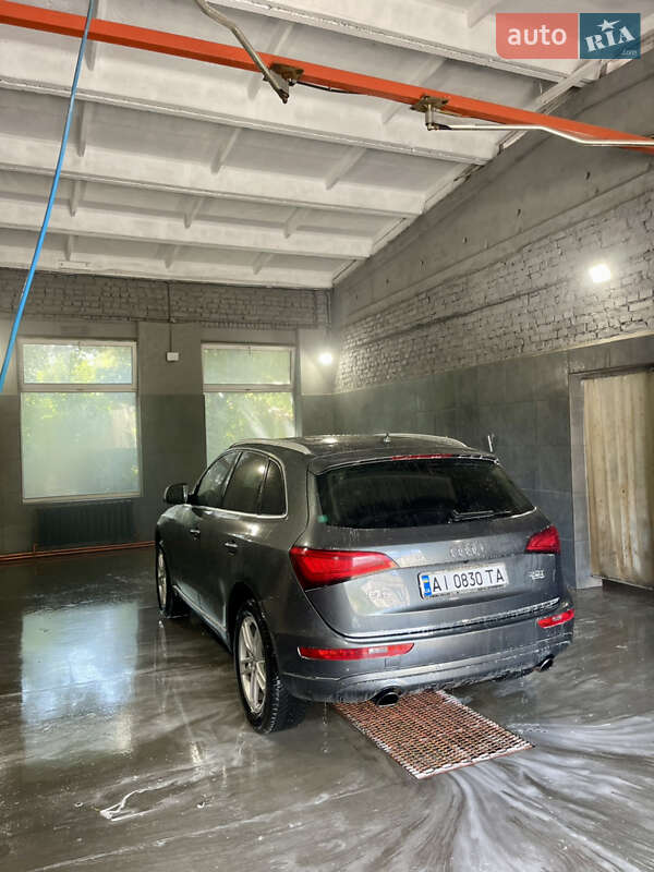 Позашляховик / Кросовер Audi Q5 2015 в Переяславі