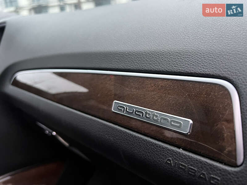 Внедорожник / Кроссовер Audi Q5 2015 в Самборе