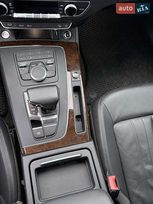 Позашляховик / Кросовер Audi Q5 2018 в Кременчуці фото 12 Позашляховик / Кросовер Audi Q5 2018 в Кременчуці