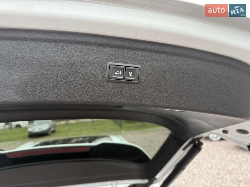 Позашляховик / Кросовер Audi Q5 2023 в Києві