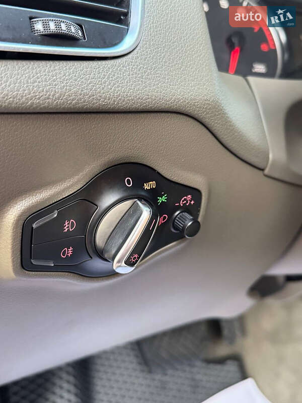 Внедорожник / Кроссовер Audi Q5 2012 в Тернополе