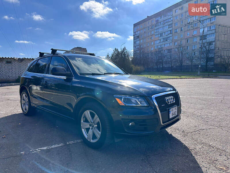 Внедорожник / Кроссовер Audi Q5 2011 в Кривом Роге